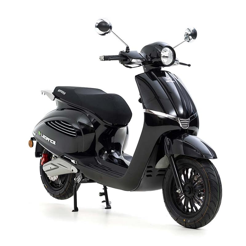 Zwarte elektrische scooter E-Legance